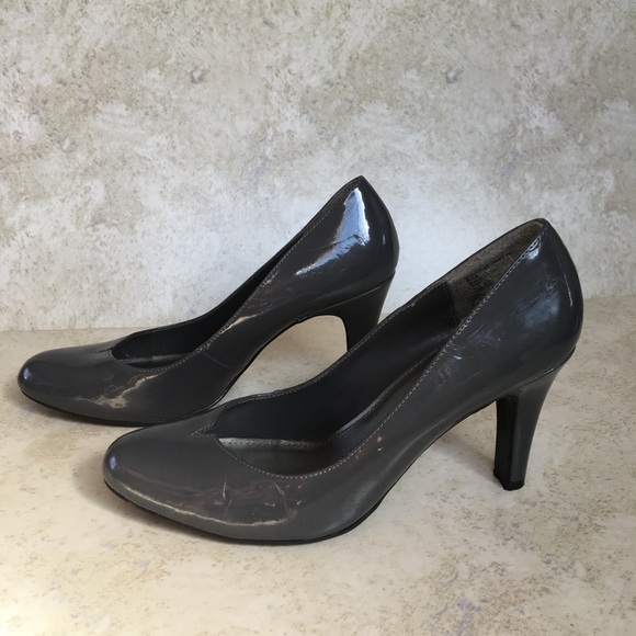 2 Pairs Heels Bundle - Picture 5 of 16